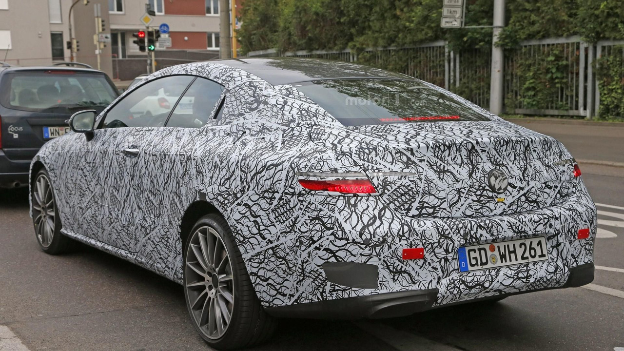 E-Class Coupe spied (4)