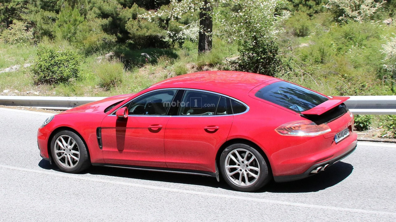 2017 Porsche Panamera-crankshaft (1)