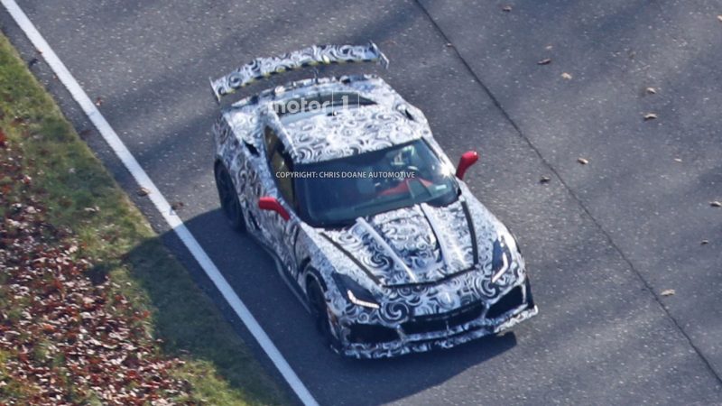 2018-chevy-corvette-zr1-spy-photo-crankshaft-10