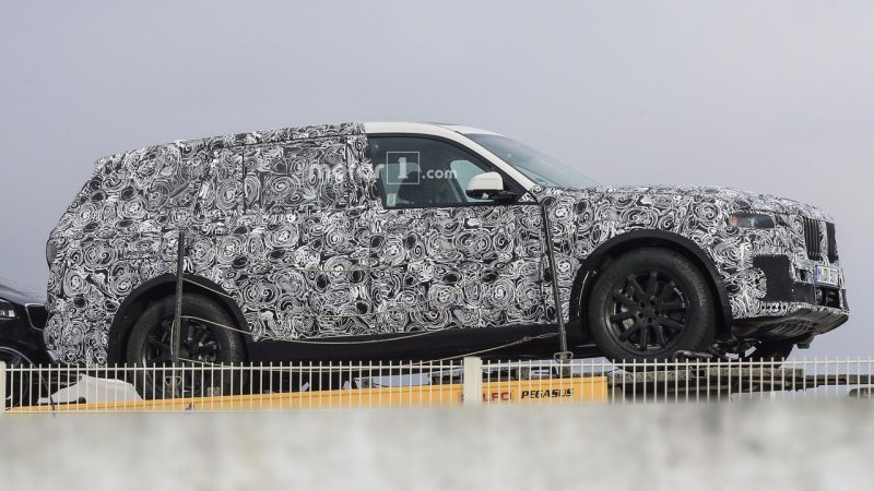 2019-bmw-x7-spy-photo-crankshaft-5