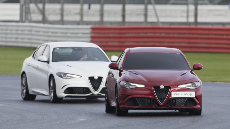 alfa-romeo-giulia-quadrifoglio-sets-fastest-blindfolded-lap-record-at-silverstone-crankshaft-4