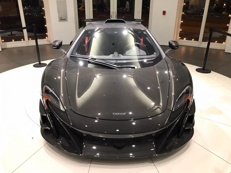 mclaren-mso-hs-with-full-carbon-body-looks-stunning-1