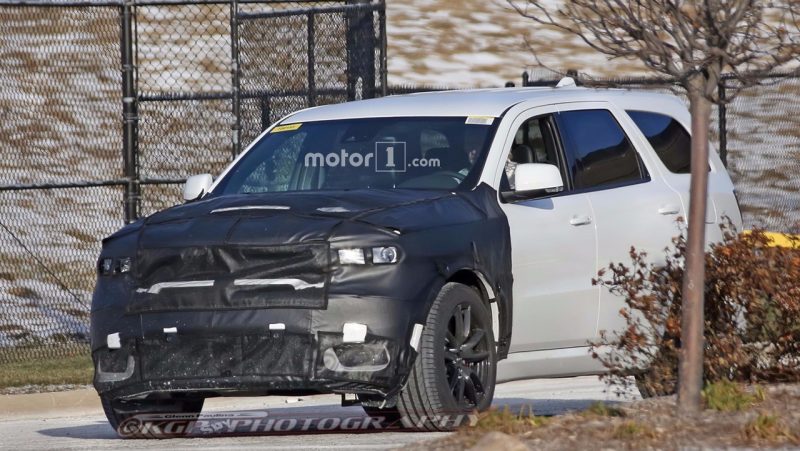 possible-dodge-durango-hellcat-spy-photo-crankshaft-1