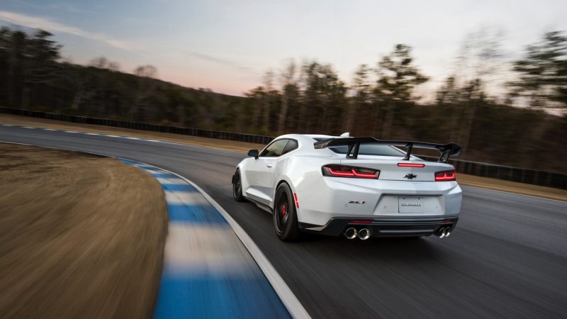 2017-chevrolet-camaro-zl1-1le-crankshaft (5)