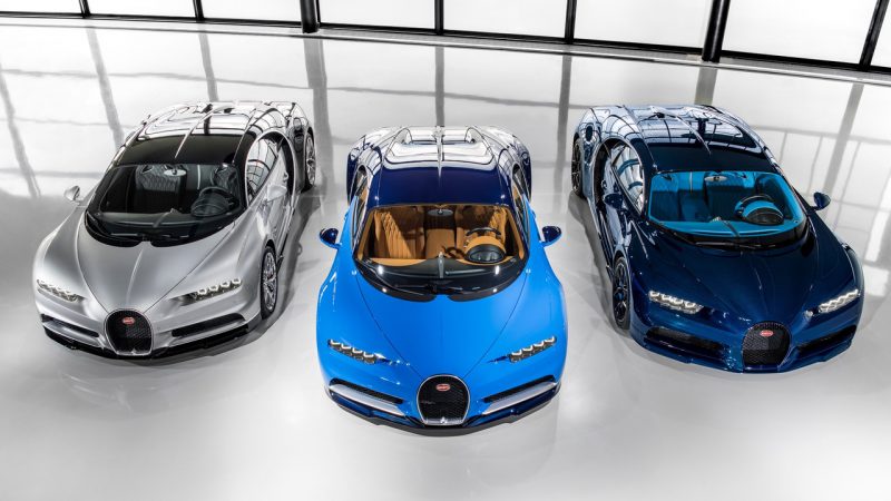 first-bugatti-chirons-delivered-to-customfers