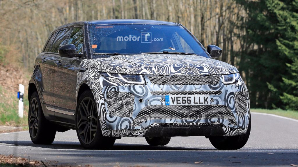 2019-range-rover-evoque-spy-shotS-CRANKSHAFT (3)