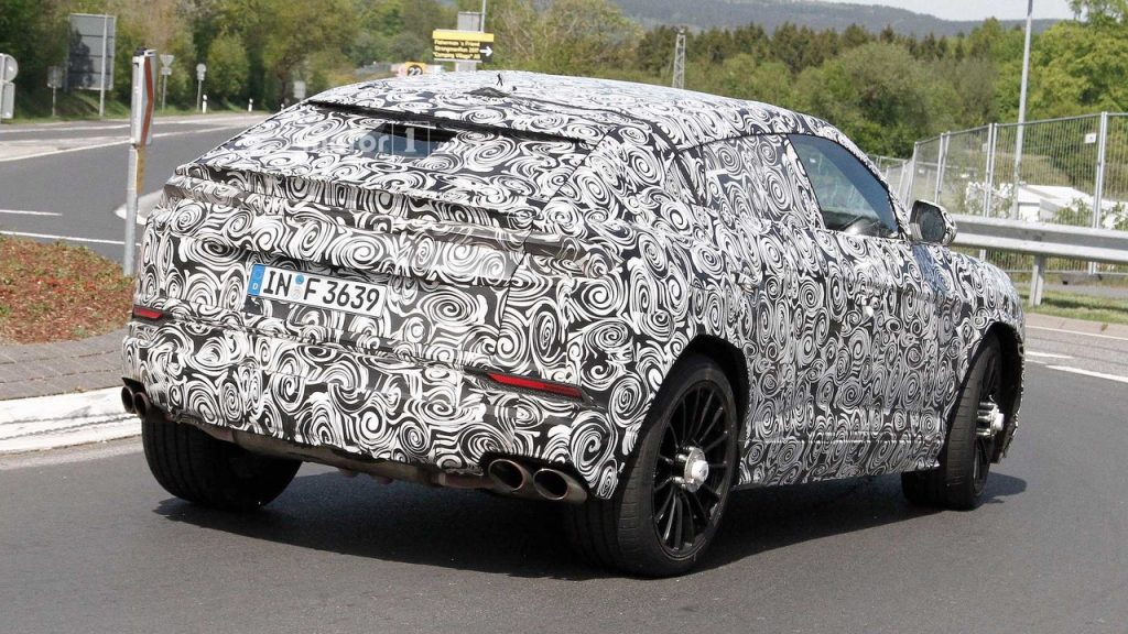 lamborghini-urus-nurburgring-spy-photos-Crankshaft (4)