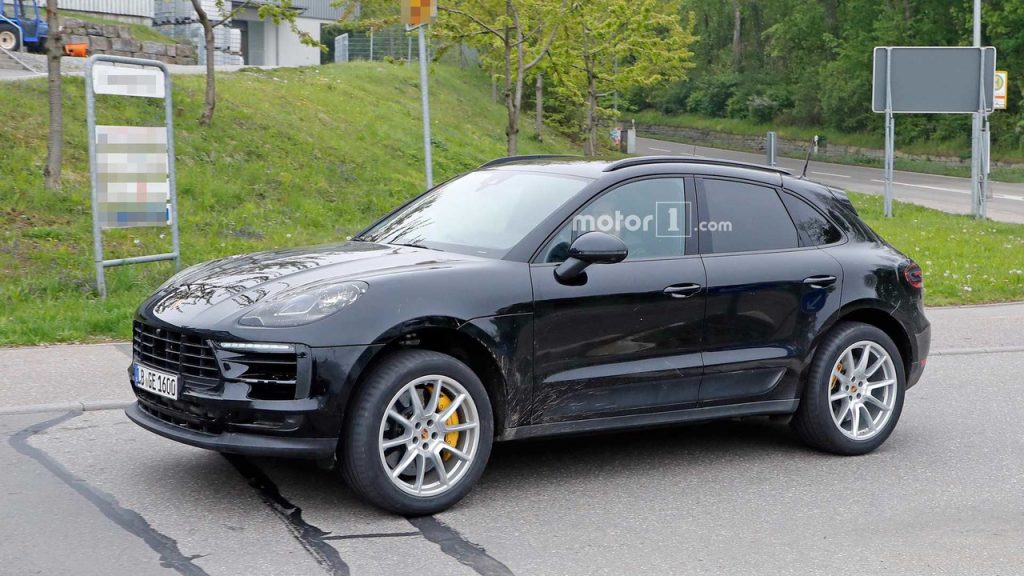 porsche-macan-refresh-spy-shots-CRANKSHAFT (4)