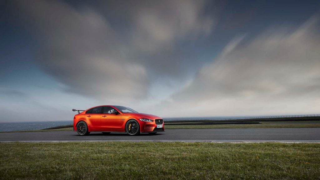 NEW JAGUAR XE SV PROJECT 8 (3)