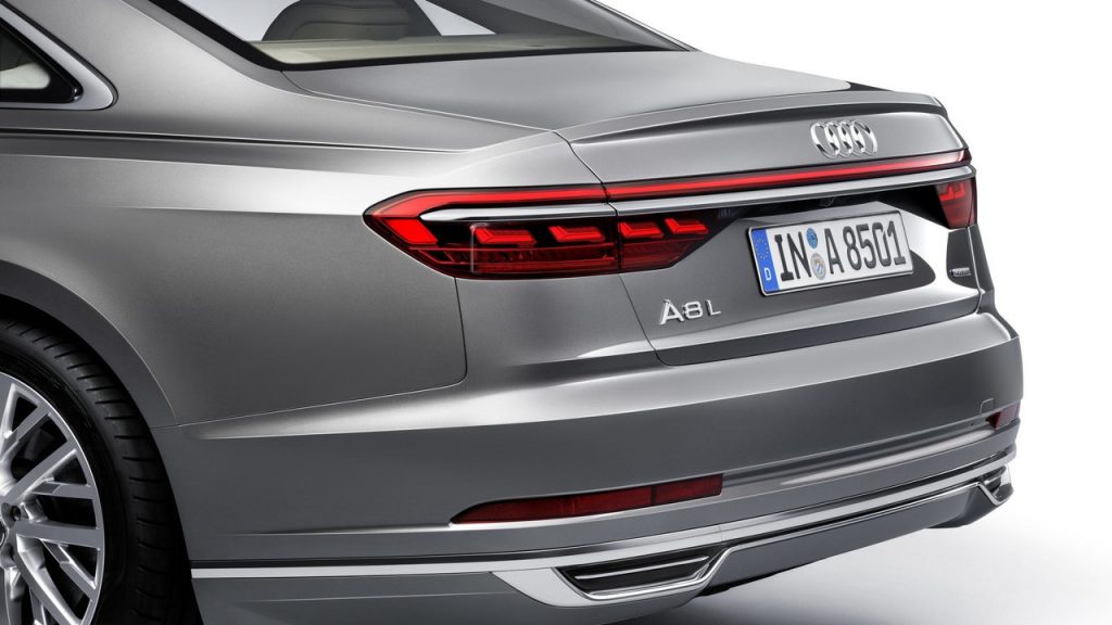 2018-audi-a8 (5)