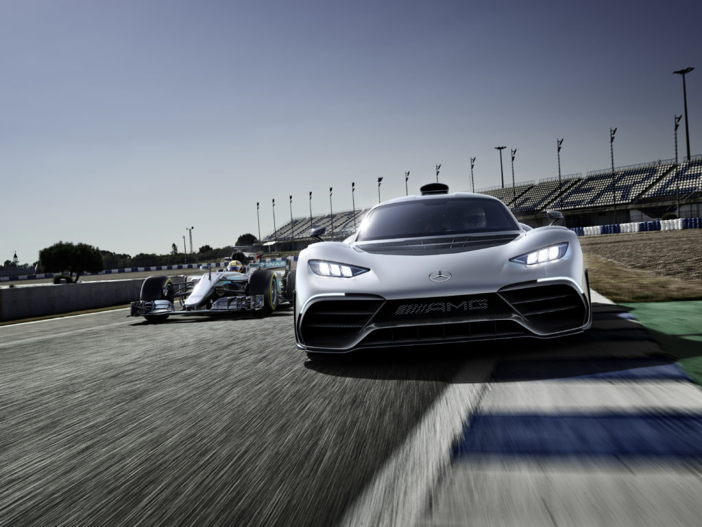 Weltpremiere Showcar Mercedes-AMG Project ONE: Mercedes-AMG bringt Formel 1-Technologie für die Straße