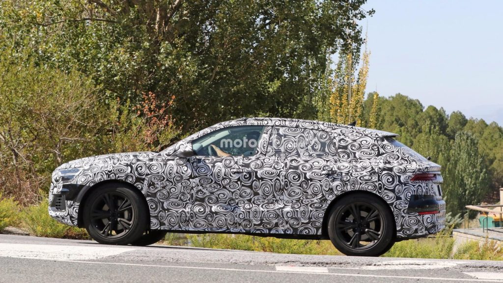 2019-audi-q8-spy-photo (4)