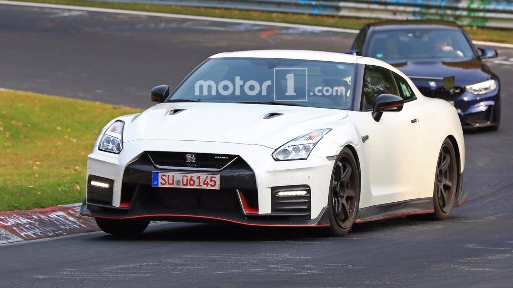 nissan-gt-r-nismo-spy-photos