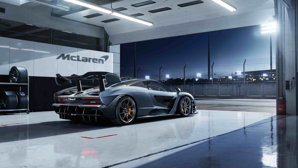 8627-McLaren+Senna_scene+1